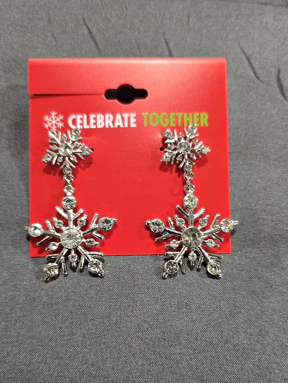 Kohl's Snowflake Drop Earrings in Silver & Red NWT